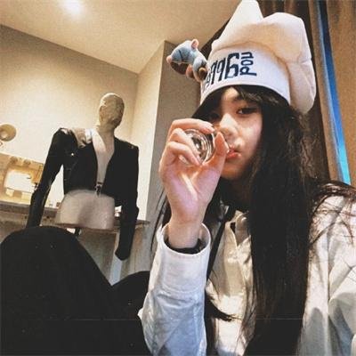 校草是女生